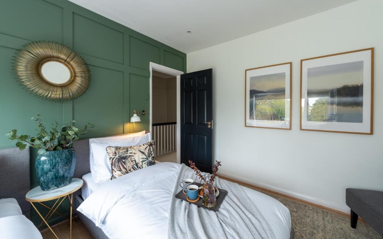 Large Luxury Solihull House - The Residence - Close To Nec - Sleeps 9 ภายนอก รูปภาพ